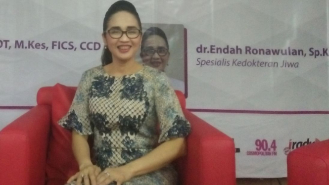 Dr. Endah Ronawulan, Sp.Kj