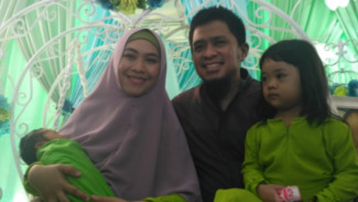 Baru Melahirkan, Oki Setiana Dewi Ingin Tambah Momongan Lagi