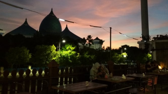 Tamkul Kauman di Surabaya, Jawa Timur.