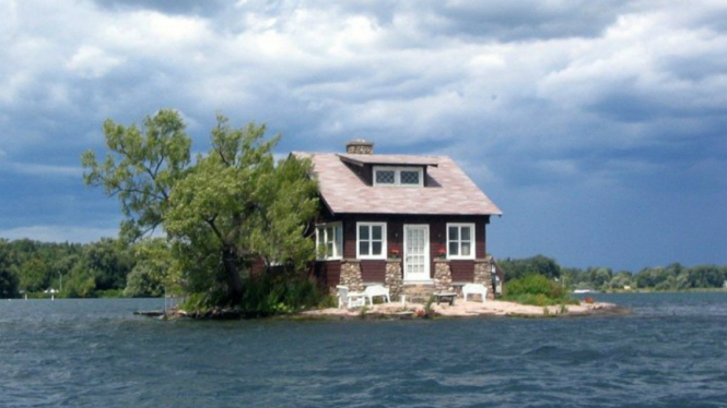 Rumah di pulau terkecil
