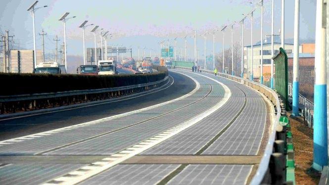 Jalan raya berpanel surya pertama di dunia ada di China