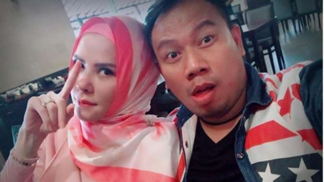 Vicky Prasetyo dan Angel Lelga