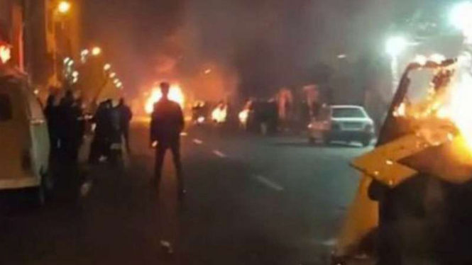 Demonstrasi berujung kerusahan di Iran
