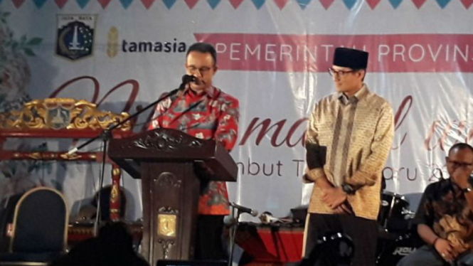 Gubernur dan Wakil Gubernur DKI Jakarta, Anies Baswedan dan Sandiaga Uno.