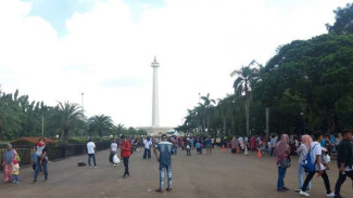 Tahun Baru, Monas Membeludak