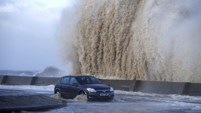 Badai Elanor Serang Wilayah di Inggris