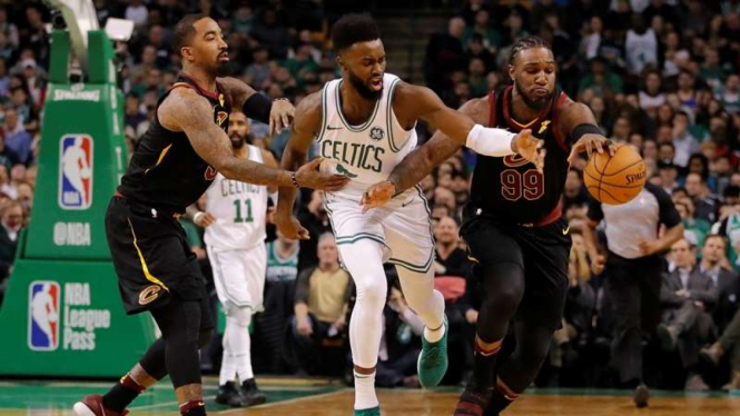 Pertandingan NBA antara Boston Celtics melawan Cleveland Cavaliers.