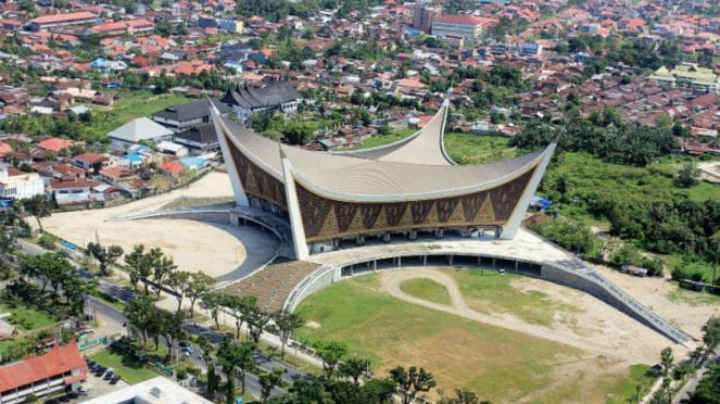 Masjid Raya di Kota Padang, Sumatera Barat. (ilustrasi Kota Padang)