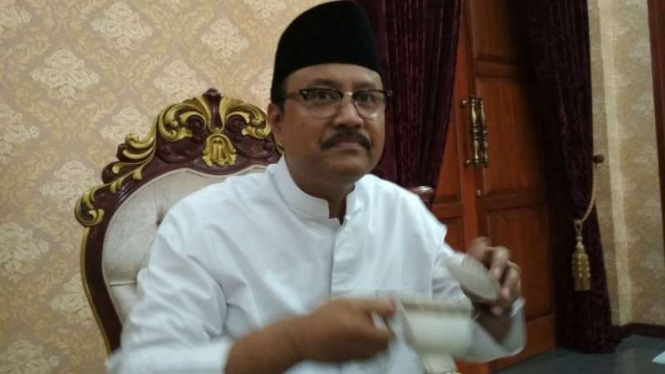 Bakal calon gubernur Jawa Timur, Saifullah Yusuf alias Gus Ipul, saat ditemui di rumah dinasnya di Surabaya pada Jumat, 5 Januari 2018.