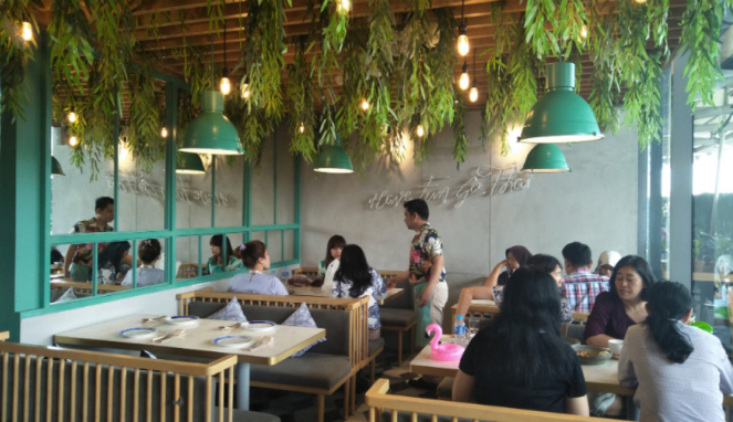 Restoran Thailand, Santhai.