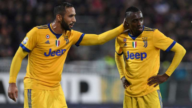 Gelandang Juventus, Blaise Matuidi (kanan)