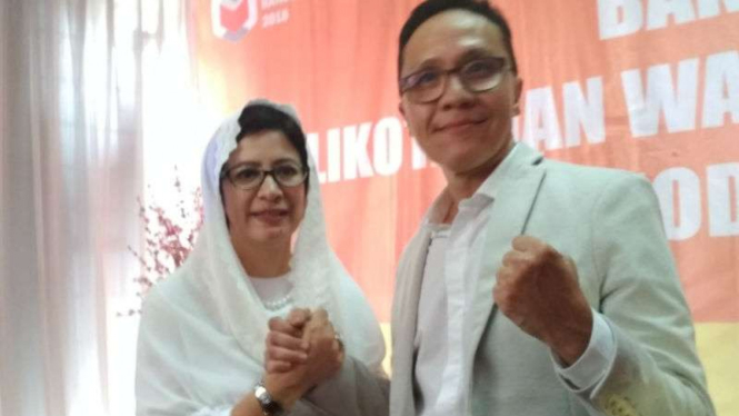 Pasangan calon wali kota dan wakil walikota Bandung Nurul Arifin dan Chairul YH.