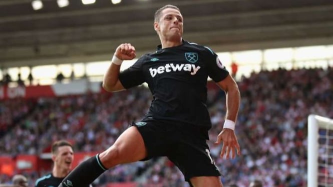 Penyerang West Ham United, Javier Hernandez