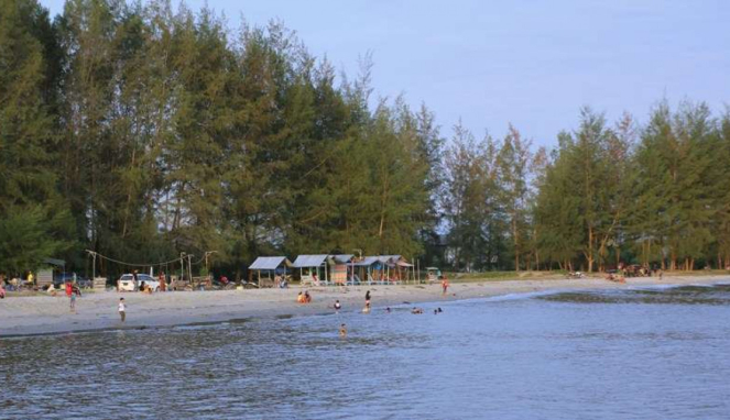 Pantai Pulo Sarok, Aceh Singkil, Aceh.