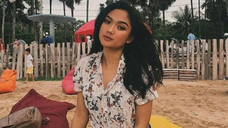 5 Gaya Busana Seksi Marion Jola yang Menggoda