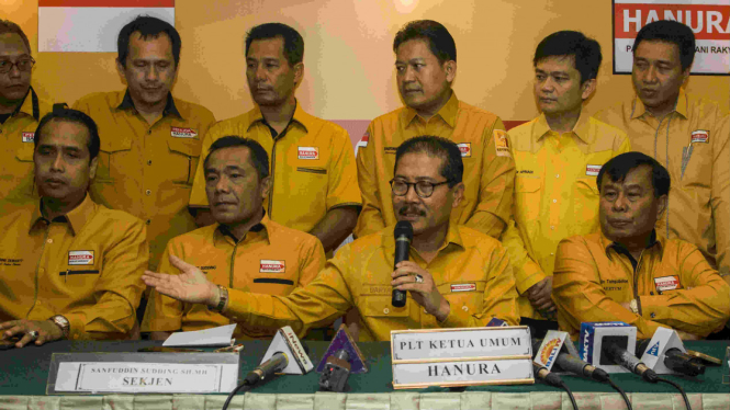 Elite Hanura konferensi pers soal pemecatan Oesman Sapta Odang dari Ketua Umum.