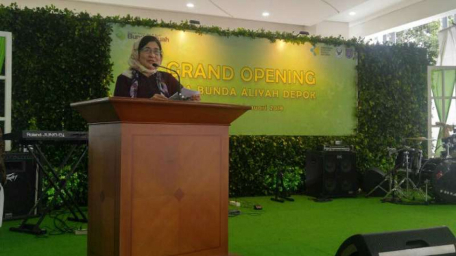 Menteri Kesehatan Nila Moeloek saat meresmikan Rumah Sakit Bunda Aliyah di Depok, Jawa Barat, pada Selasa, 16 Januari 2018.