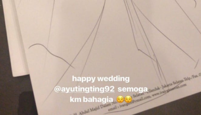 Sketsa baju pernikahan Ayu Ting Ting buatan Ivan Gunawan.