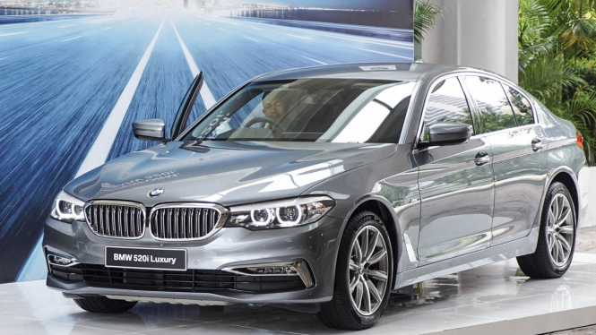 The All New BMW 520i