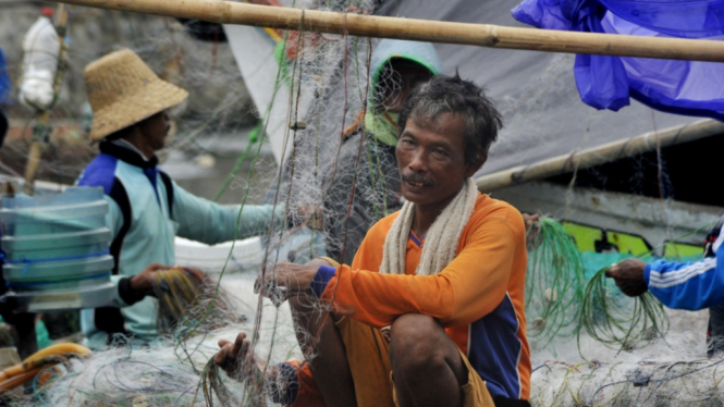 Nelayan sambut gembira penangguhan larangan penggunaan cantrang oleh pemerintah.
