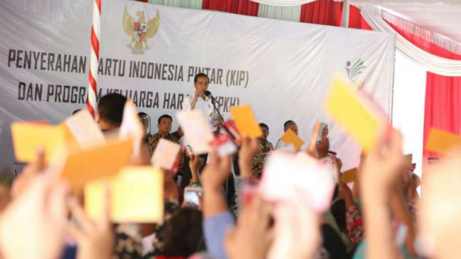 Presiden Joko Widodo di Palembang, Sumatera Selatan, pada Senin, 22 Januari 2018.