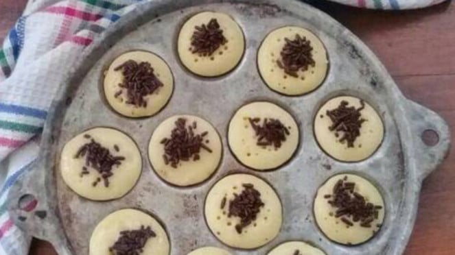 Kue cubit.