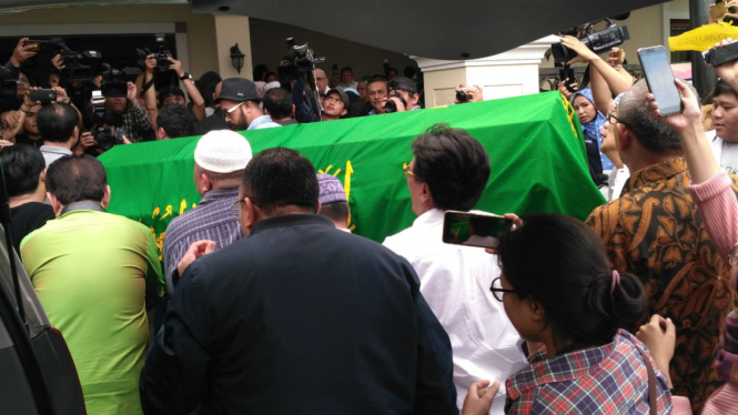 Suasana di rumah almarhum Sys Ns 