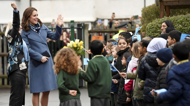Kate Middleton Kunjungi Roe Green Junior School