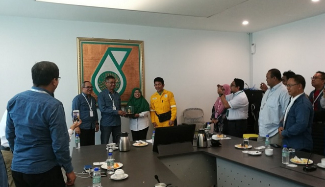 Kunjungan SKK Migas dan pimpinan media ke Petronas di Kerteh, Malaysia.
