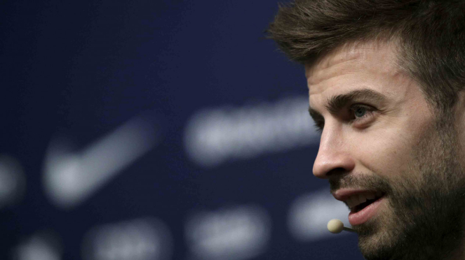 Prosesi Penandatanganan Kontrak Baru Gerard Pique untuk Barcelona