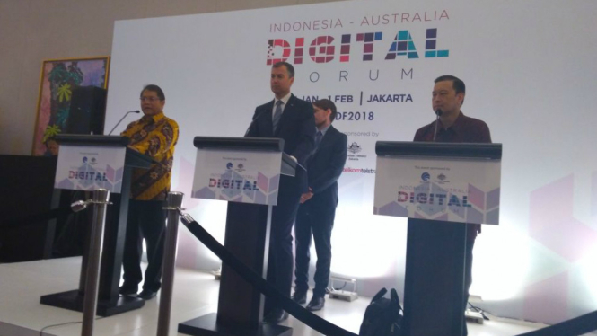 Menkominfo Rudiantara (kiri) dalam Indonesia-Australia Digital Forum
