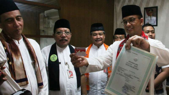 Gubernur DKI Jakarta Anies Baswedan meluncurkan sistem pelayanan terintegrasi