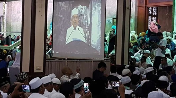 Wapres JK saat memberi sambutan Kuliah Dhuha di Masjid Sunda Kelapa.