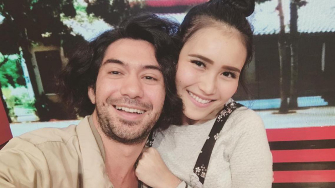 Reza Rahadian dan Ayu Ting Ting