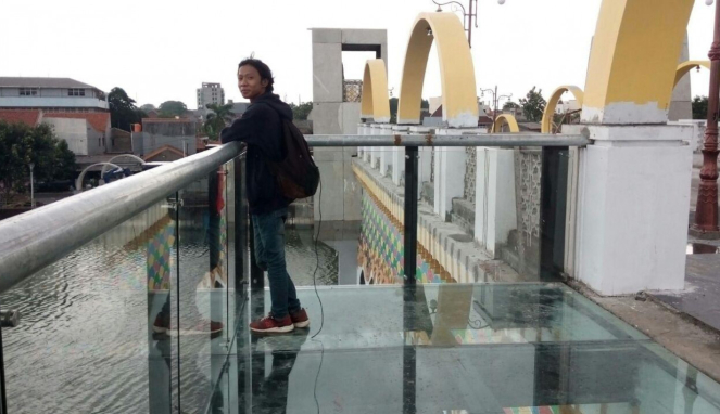 Jembatan Kaca di Tangerang