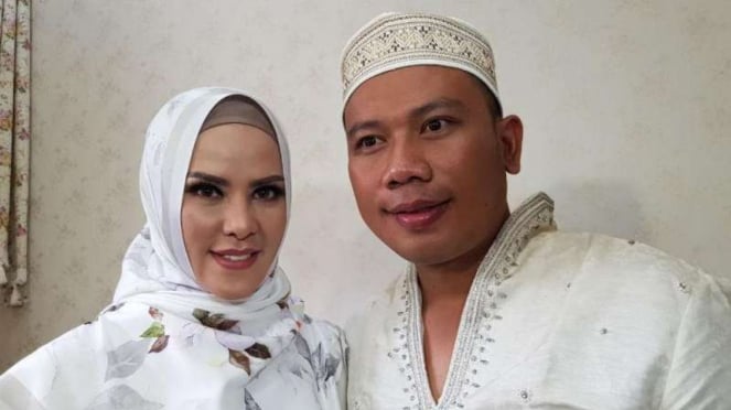 Vicky Prasetyo dan Angel Lelga