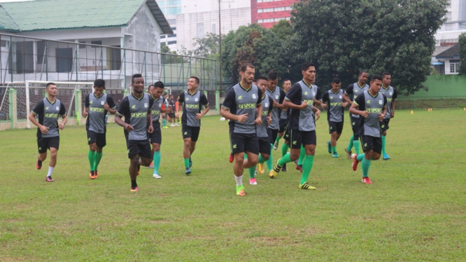 Pemain PSMS Medan menjalani sesi latihan