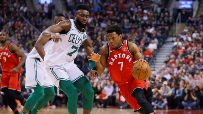 Pertandingan NBA antara Toronto Raptors melawan Boston Celtics