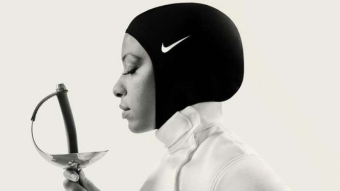 Busana dan Hijab Nike