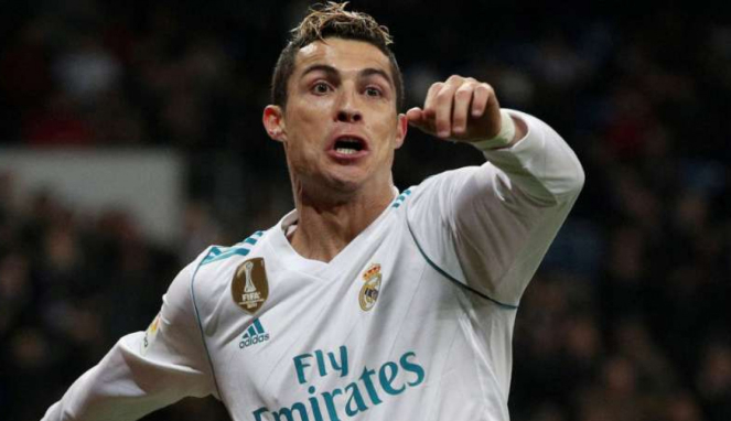 Megabintang Real Madrid, Cristiano Ronaldo, rayakan gol.