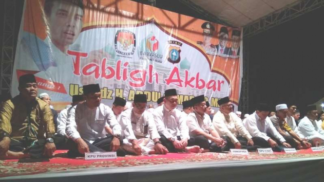 KPU bersama Bawaslu menggelar tablig akbar di Riau yang menghadirkan Ustaz Abdul Somad, Minggu, 11 Februari 2018.