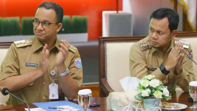 Gubernur DKI Jakarta Anies Baswedan dan Wali Kota Bogor Bima Arya di Balai Kota Bogor pada Senin, 12 Februari 2018.