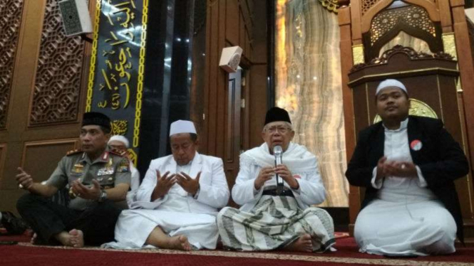 Rais Aam NU Ma'ruf Amin di Masjid Arif Nurul Huda Polda Jatim, Surabaya, pada Senin, 12 Februari 2018.