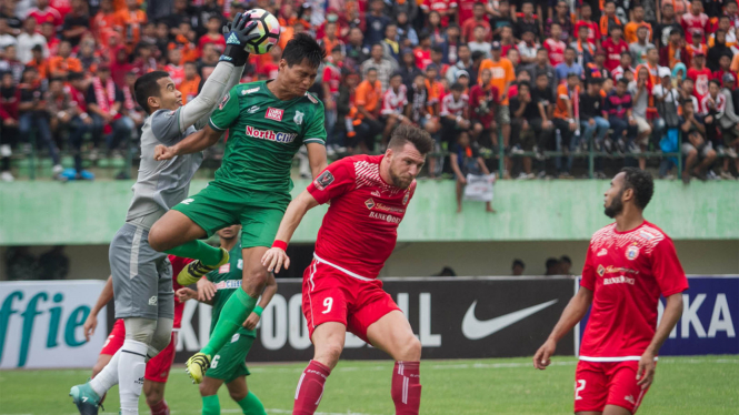 Duel PSMS Medan vs Persija Jakarta