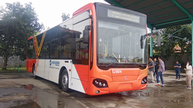 Bus TransJakarta buatan Jawa Tengah