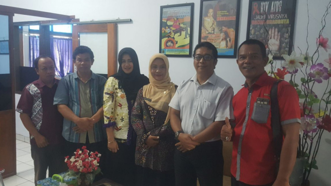 Anggota LPPA Pati saat berkunjung ke Dinas Sosial Kabupaten Pati.