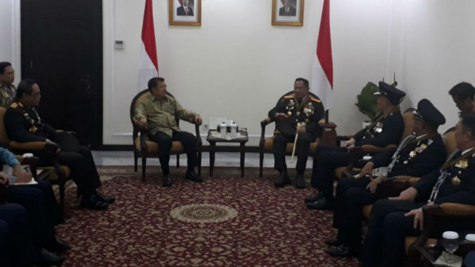 Kapolri Jenderal Tito Karnavian bertemu dengan Wapres Jusuf Kalla