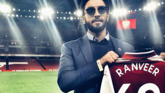 Film Padmaavat Sukses Besar, Ranveer Singh Naikkan Tarif?