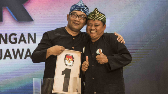 Cagub dan Cawagub Jawa Barat, Ridwan Kamil (kiri) dan Uu Ruzhanul Ulum (kanan)