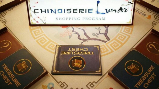 Chinoserie Lunar